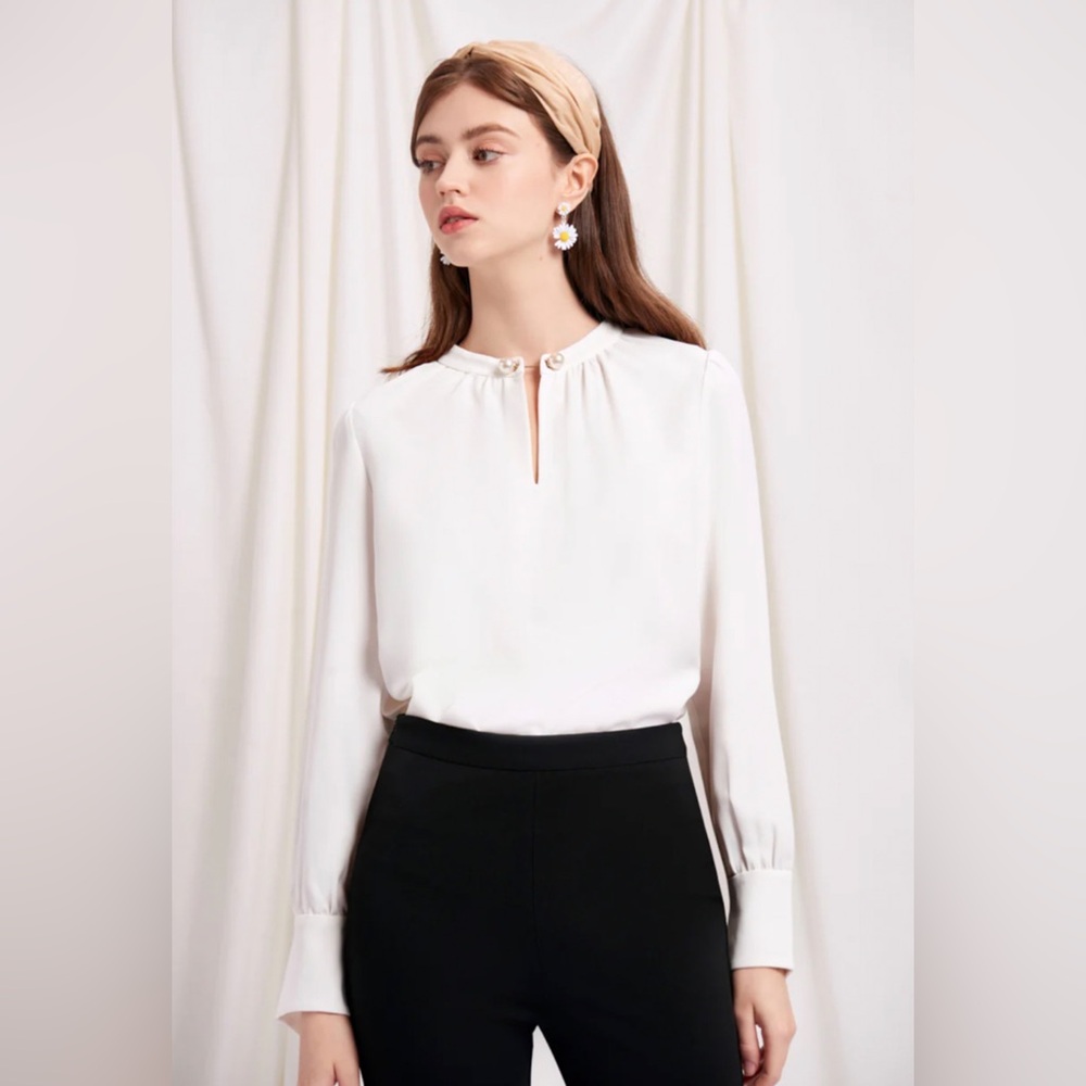 Petite Studio Buvette Pearl Blouse in Ivory